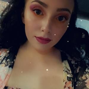 Meet your Posher, Leah